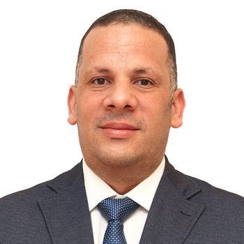 Dr. Sergio Cabrera
