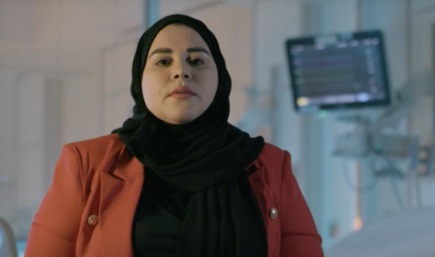 شفاء شابة من سرطان القولون